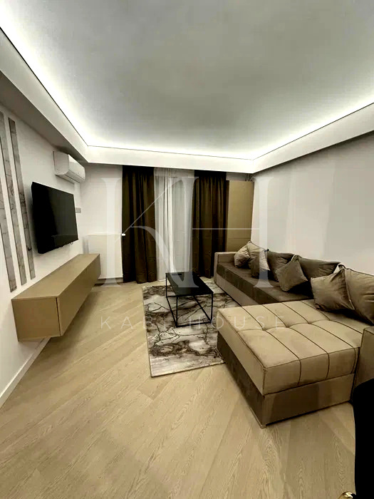 Gallery4