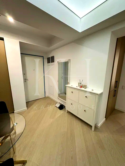 Gallery8