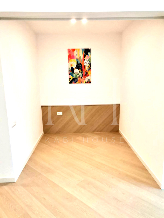 Gallery5