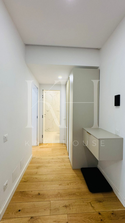 Gallery11