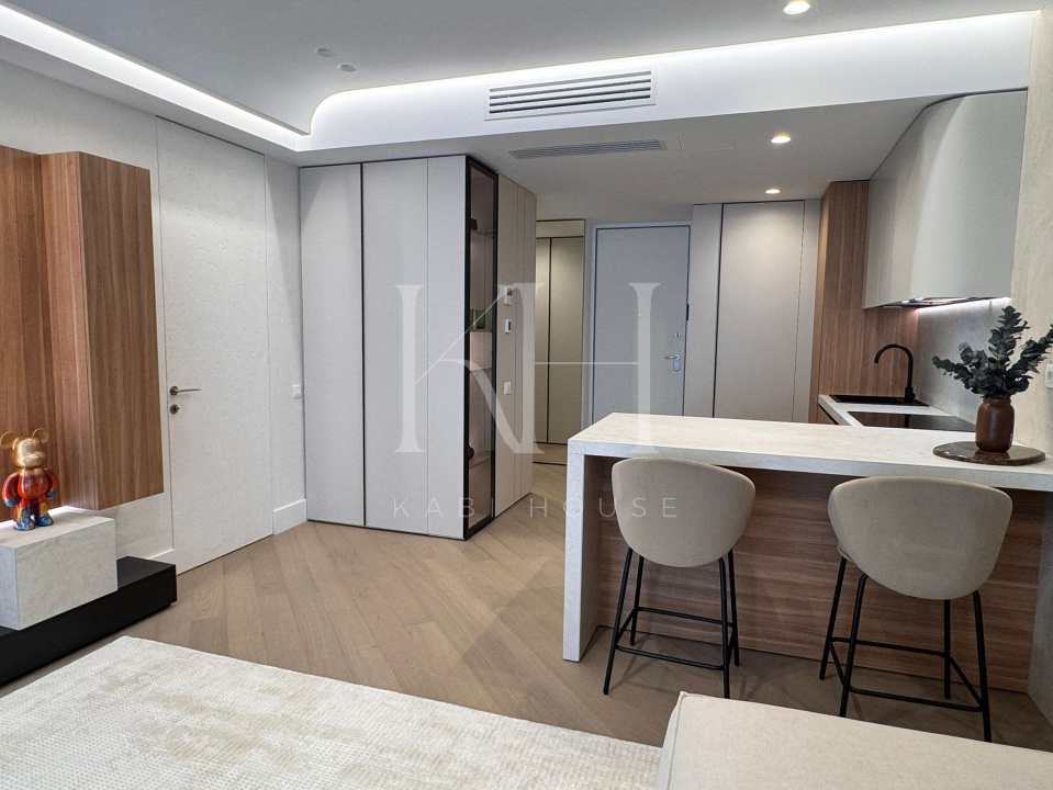 Gallery28