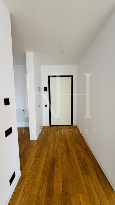 Gallery8