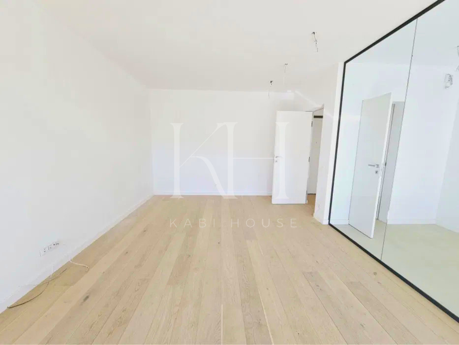 Gallery5
