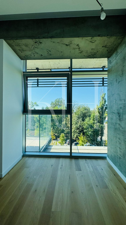 Gallery7